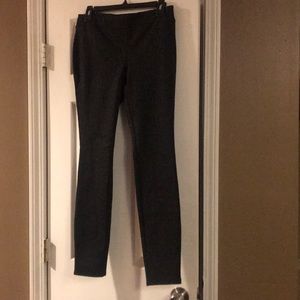 WHBM printed pointe legging-NWT